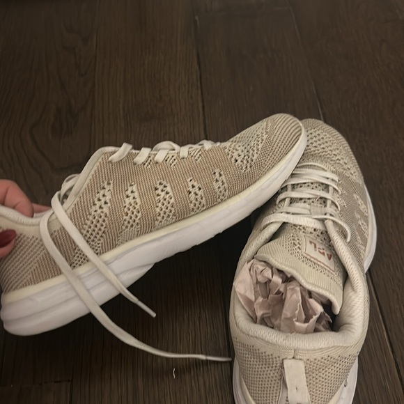 APL women’s tech loom sneakers size 9.5 - Picture 7 of 9